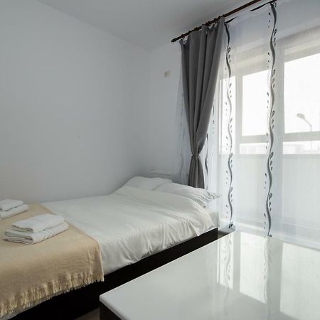 Rezident Militari Apartment Chiajna Bagian luar foto