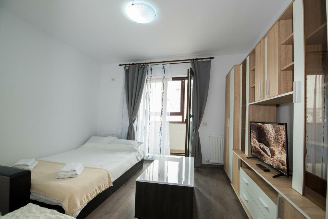 Rezident Militari Apartment Chiajna Bagian luar foto