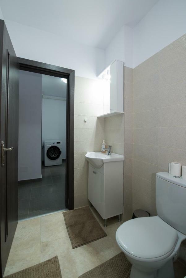 Rezident Militari Apartment Chiajna Bagian luar foto