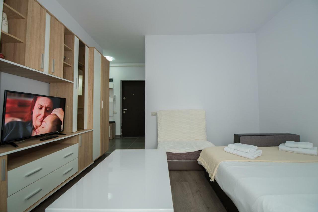 Rezident Militari Apartment Chiajna Bagian luar foto